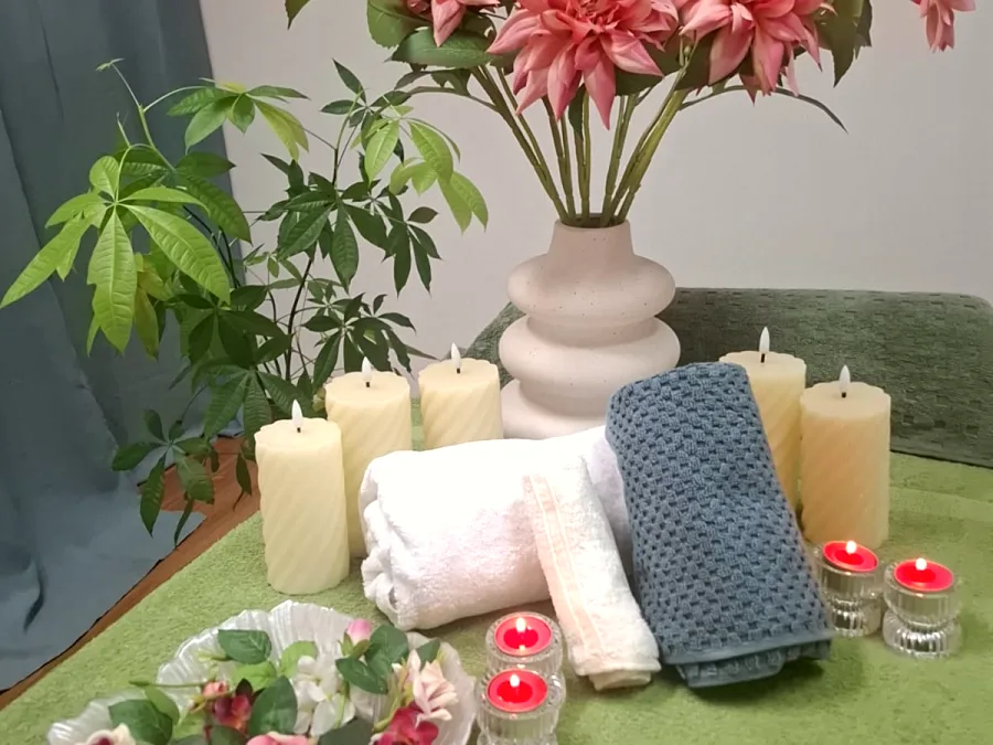 Warm towels, ready